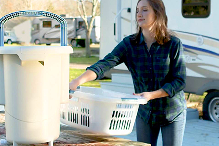 Manual Washer/Dryer Combo | Lavario