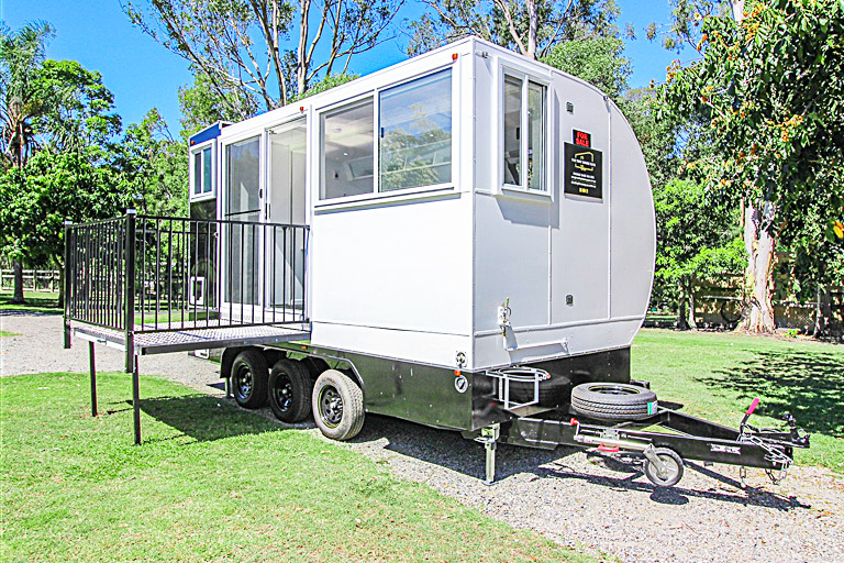 Tiny House Made From Old Airplane