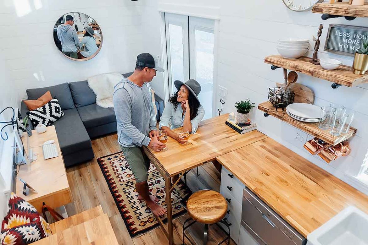 Couple Joins The Tiny House Lifestyle After Watching YouTube Videos!